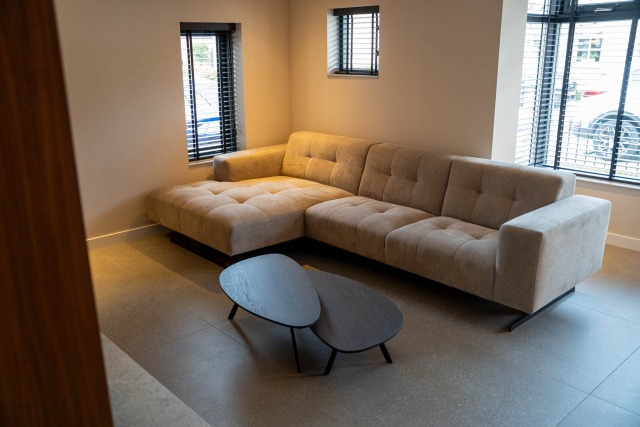 Keuken en leefruimte vernieuwd tijdens complete begane-grond renovatie in St. Willebrord